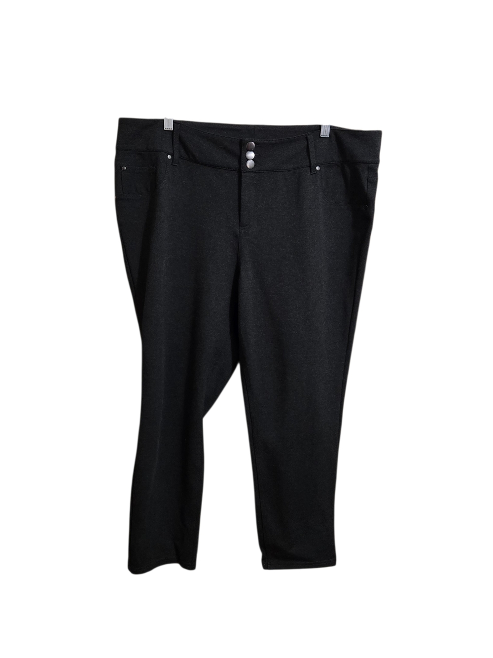 Avenue Black‎ Cropped Dress Pants with Double Button